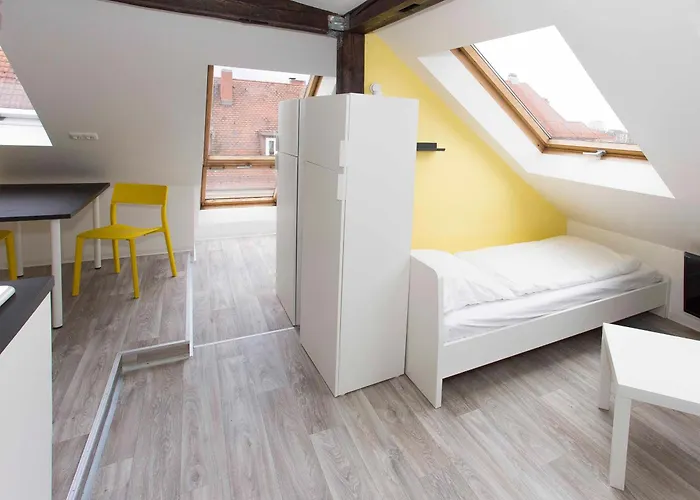 Zentral Gelegene Monteur-Dg-Wohnung
